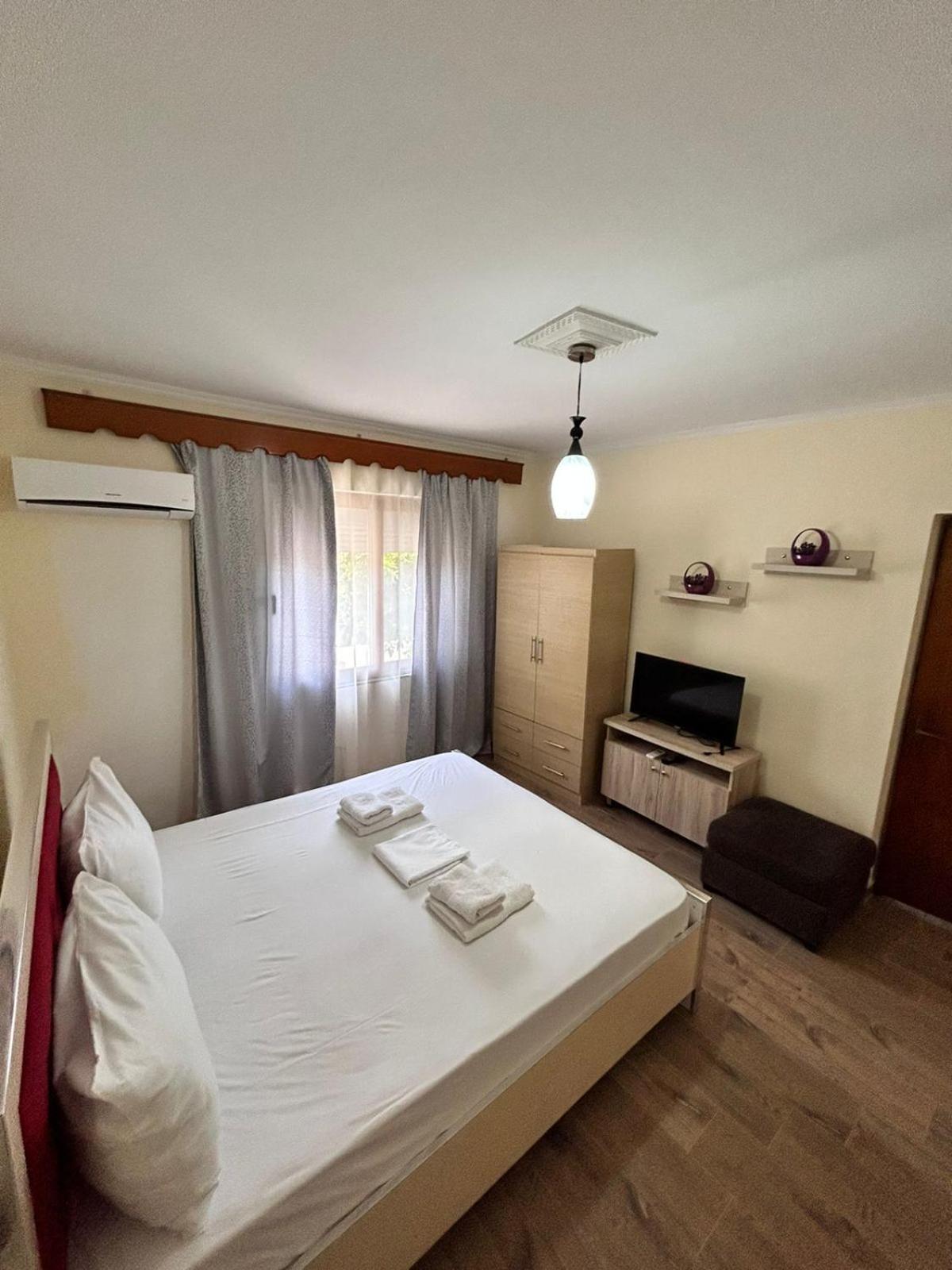 Green Villa Sarande Exterior photo