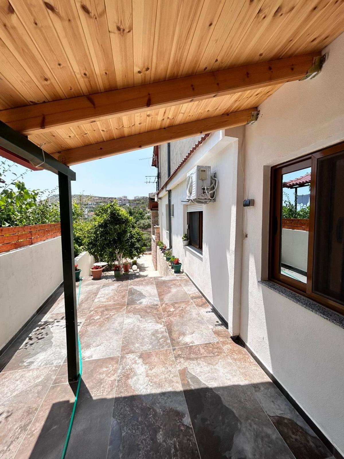 Green Villa Sarande Exterior photo