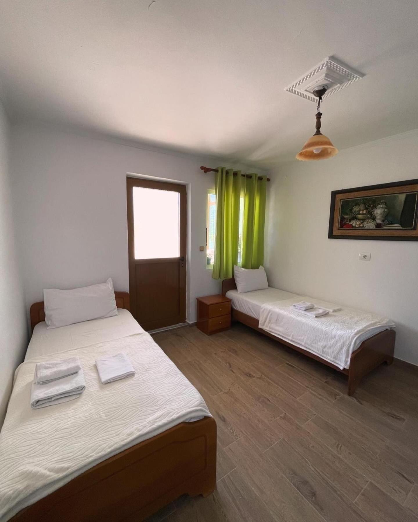 Green Villa Sarande Exterior photo